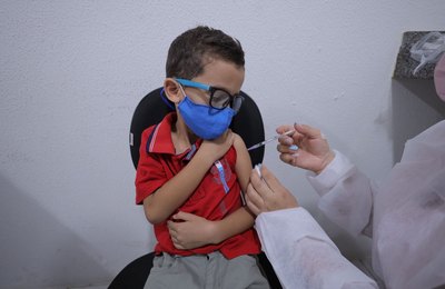 Postos de vacinação contra a Covid-19 em Arapiraca funcionam no sábado de Carnaval 