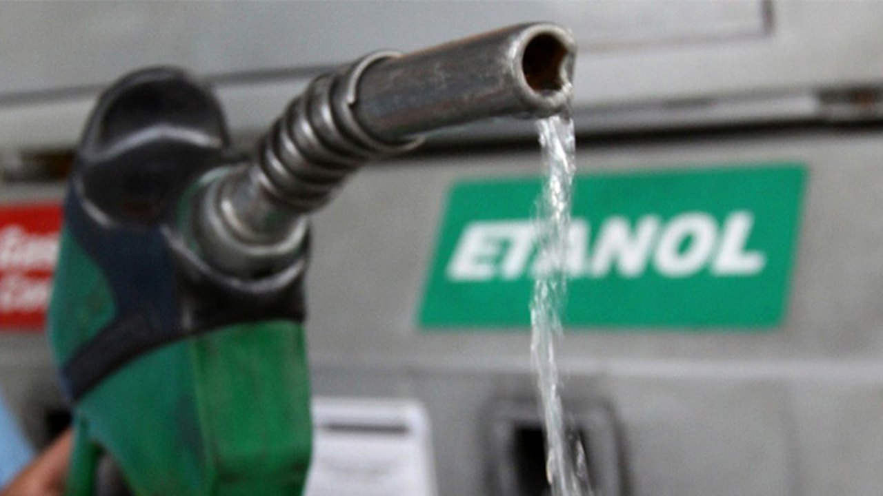 ANP passa a publicar contratação de etanol anidro por distribuidores