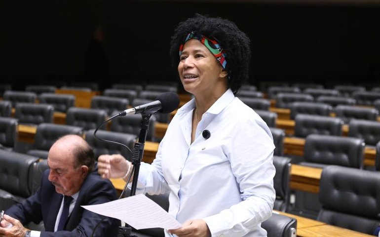 Comissão aprova dever de promover acessibilidade sem necessidade de pedido prévio