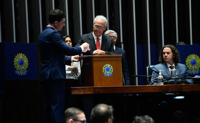 Senador Renan Calheiros (MDB-AL) votando