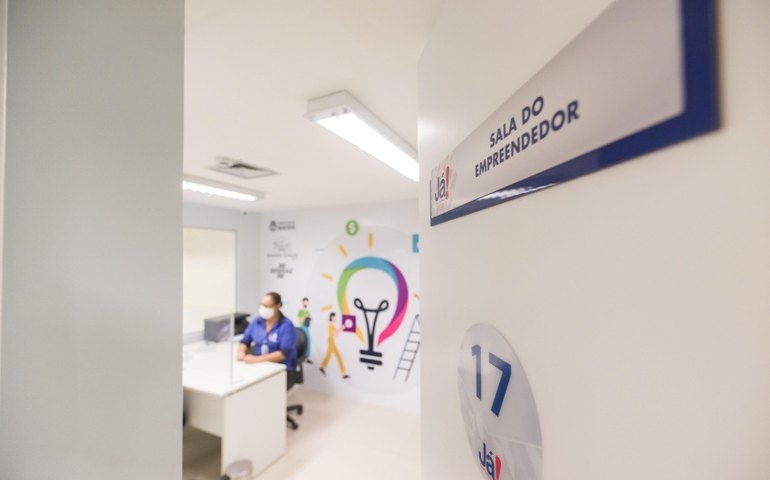 Prefeitura de Maceió articula força-tarefa para reintegrar empreendedores ao Simples Nacional