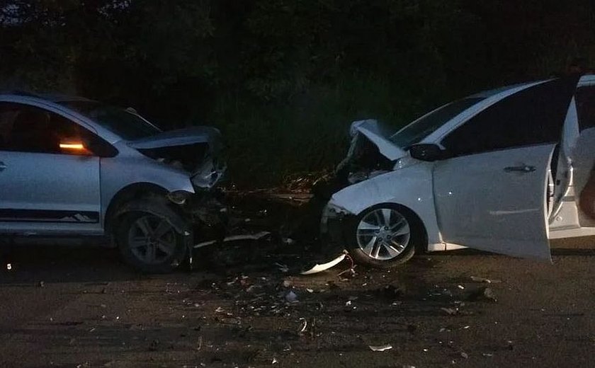 Noiva morre e noivo fica ferido em acidente na AL-465