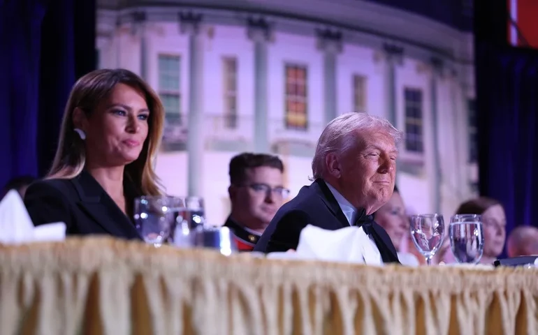 Trump e Vance foram evacuados do jantar dos correspondentes da Casa Branca