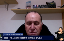 Gelo nas asas pode estar entre as causas de queda de avião