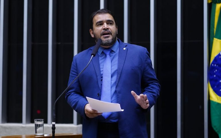 CCJ aprova proibição de acesso à internet para acusados de crimes cibernéticos