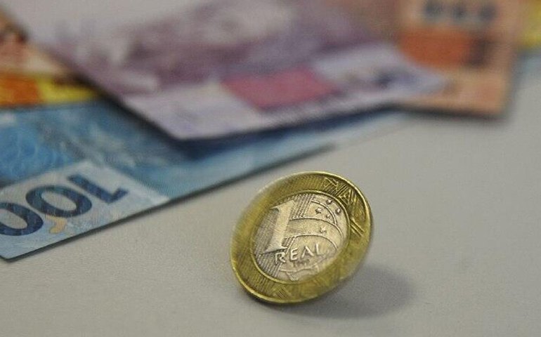 Orçamento de 2026 é aprovado com R$ 61 bilhões destinados a emendas parlamentares