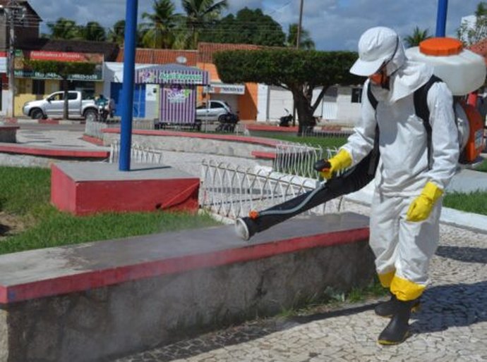Próximos dias serão decisivos para iniciar flexibilização em AL, alerta governador