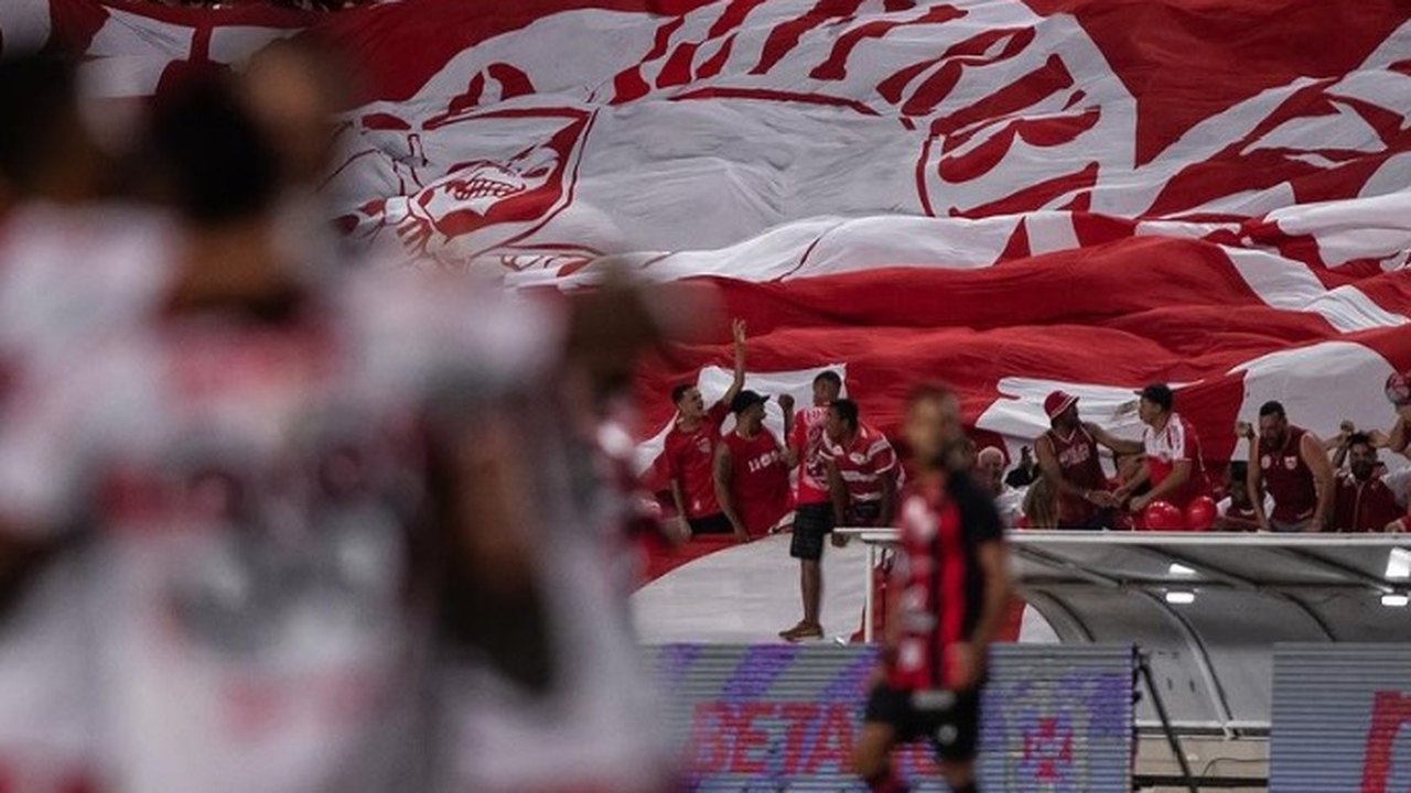 Série B: mesmo após sofrer 6 a 0, Vitória tem quase 75% de chances de subir; veja lista