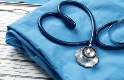 Veja o novo piso salarial do enfermeiro, do técnico, do auxiliar e da parteira em Alagoas