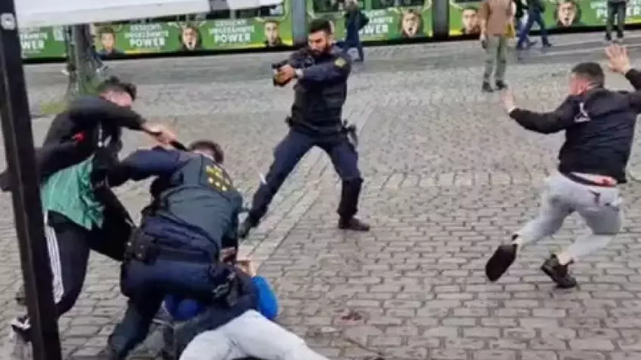 Homem ataca ativista político contra o islã a facadas na Alemanha; imagens são fortes