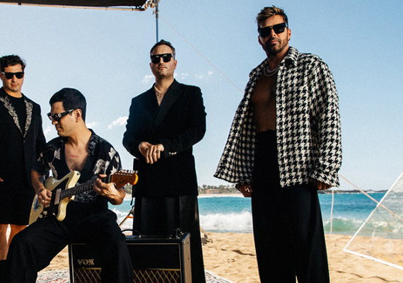 Ricky Martin sobe single com a banda mexicana Reik