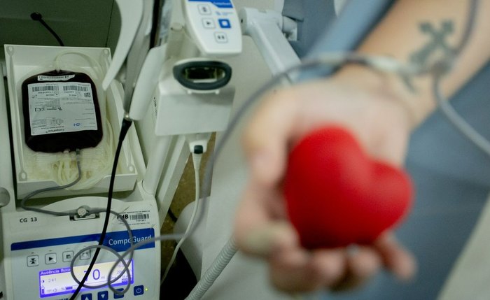 Paciente durante doação de sangue