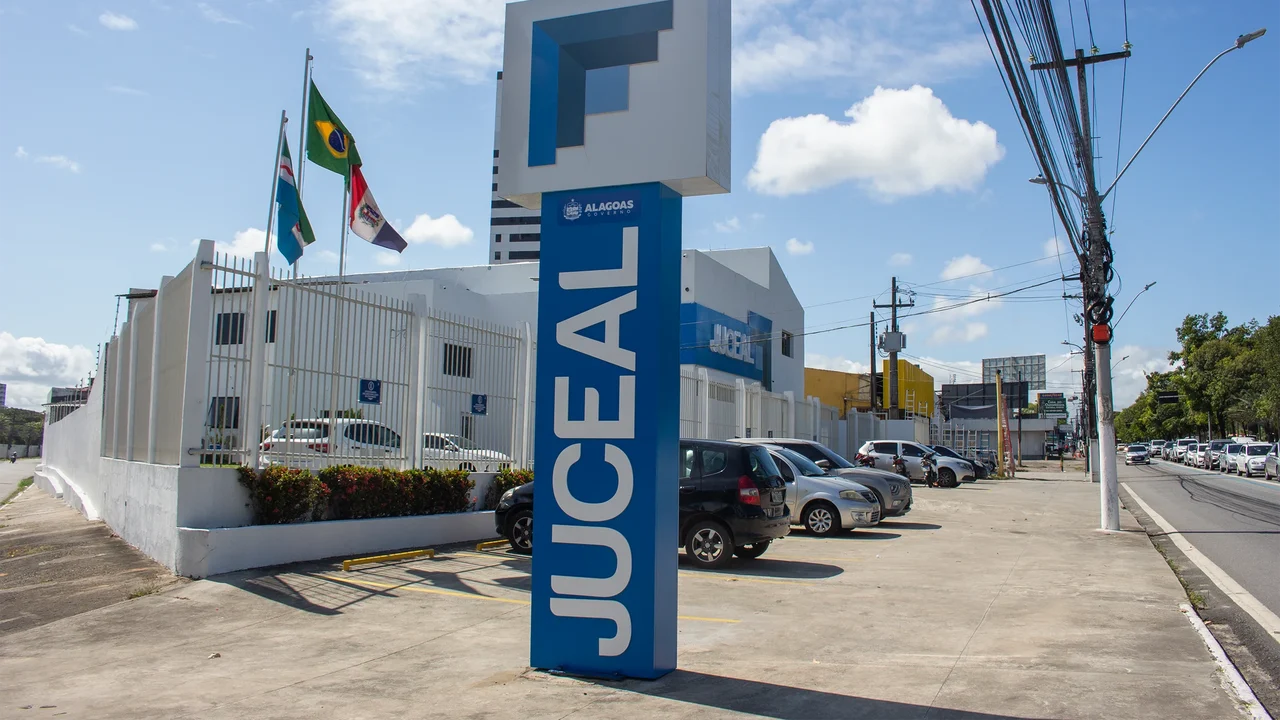 Com acervo de mais de 627 mil empresas, Juceal completa 133 anos e se consolida como entidade totalmente digital