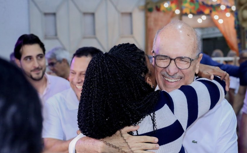 Ronaldo Lopes está entre os 15 prefeitos mais bem avaliados de AL