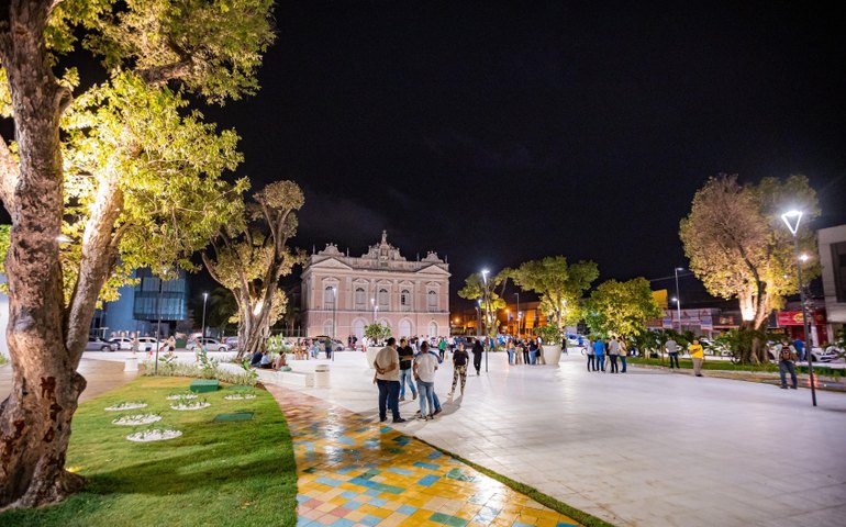 Revitalização da Praça Marechal Deodoro devolve vida e história ao Centro de Maceió