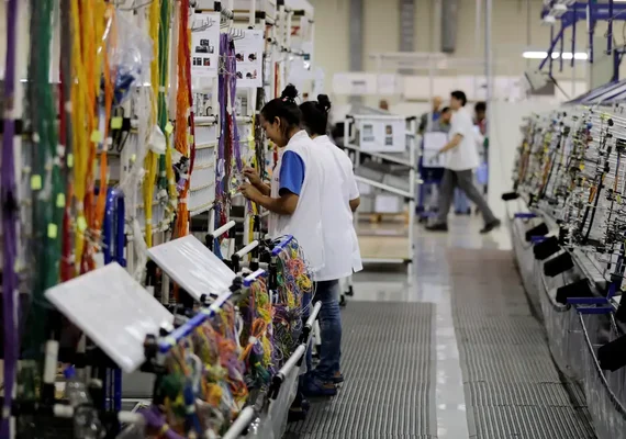 IPP sobe 0,74% em abril ante avanço de 0,35% em março, revela IBGE
