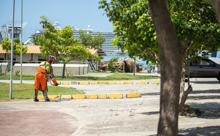 Benedito Bentes e Centro Pesqueiro do Jaraguá recebem mutirão de limpeza nesta segunda (17)