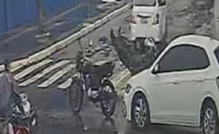 Motociclista fica ferido após acidente no bairro do Poço