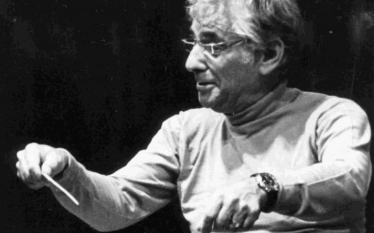 Filhos de Leonard Bernstein defendem Bradley Cooper após críticas por prótese de nariz