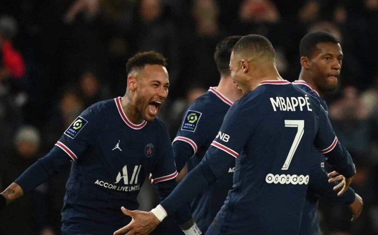 Projeto oferecido a Mbappé pelo PSG incluía saída de Neymar, diz jornal