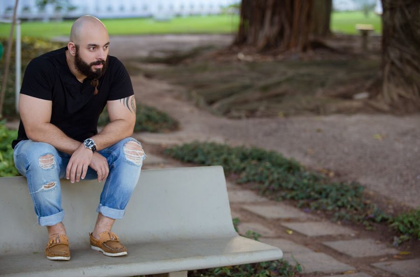 Escritor e filósofo, Fabiano de Abreu defende o uso das redes sociais e afirma que precisamos nos adaptar às novas tecnologias