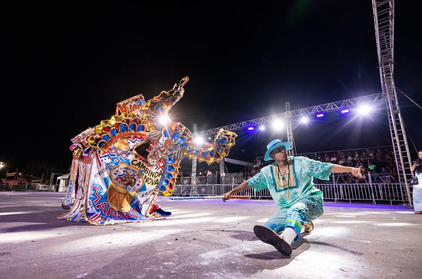Cultura popular, tradição e emoção marcam a primeira noite do 33º Festival Municipal de Bumba Meu Boi em Maceió