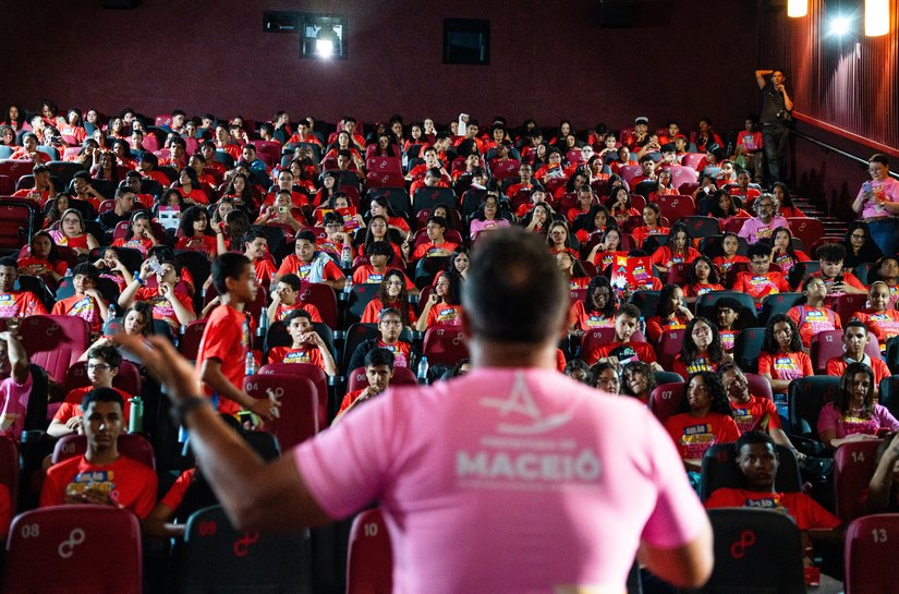 Primeiro dia do Pré-IFAL “Educar é Massa” reúne centenas de estudantes do 9º ano da rede municipal