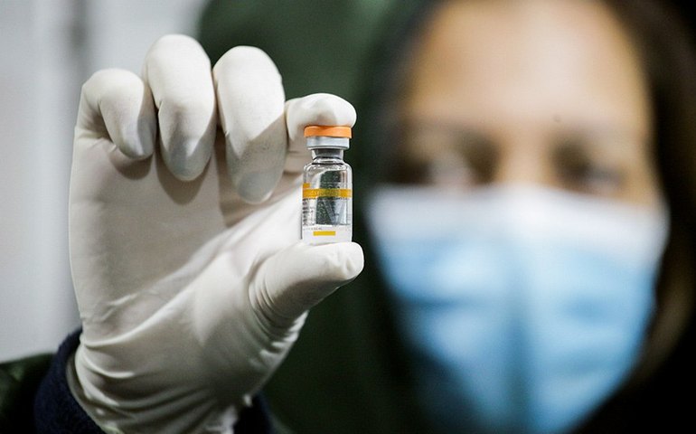 Sancionada lei que regulamenta vacinação em estabelecimentos privados