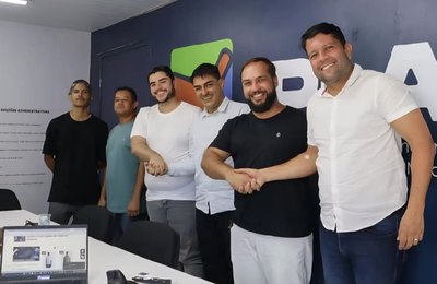 Vereador Allan Pierre se reúne com Iplan e com lideranças do skate para discutir revitalização da pista da Pajuçara