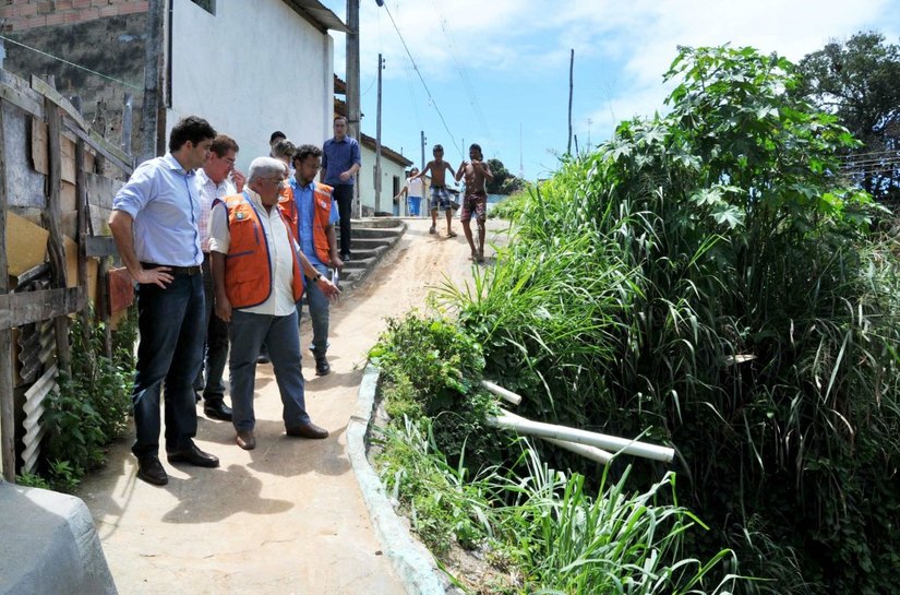 Prefeitura investe R$ 10 milhões e lança Programa Ação nas Grotas