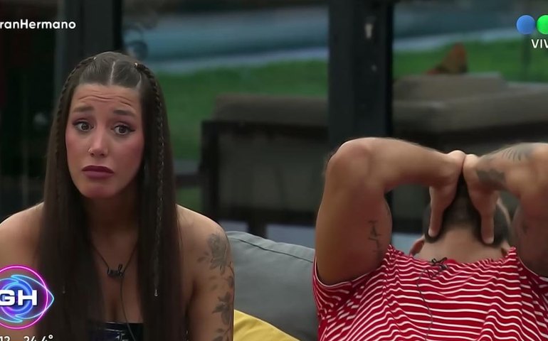 Participante do Big Brother Argentina desiste do reality show após sofrer ameaça de morte