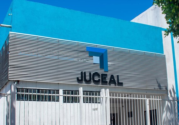 Juceal divulga rankings de aberturas e extinções empresariais nos municípios