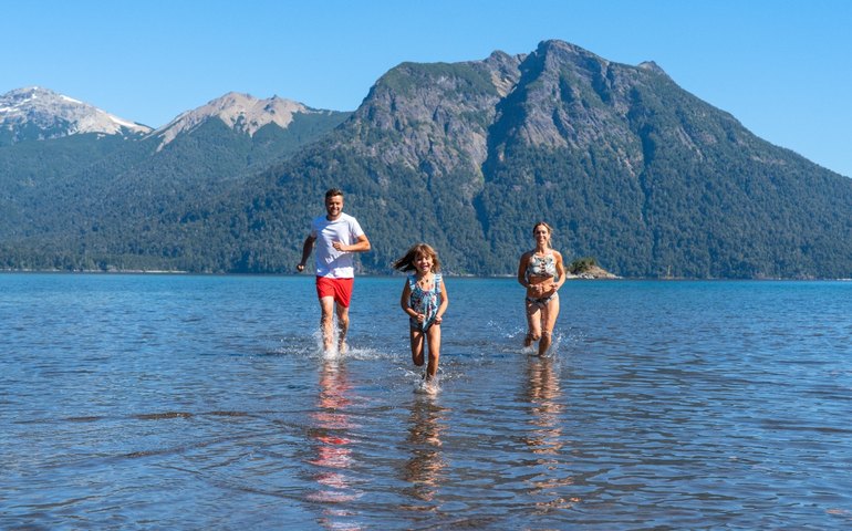 Bariloche deve receber aumento de 15% de turistas no verão comparado a 2021