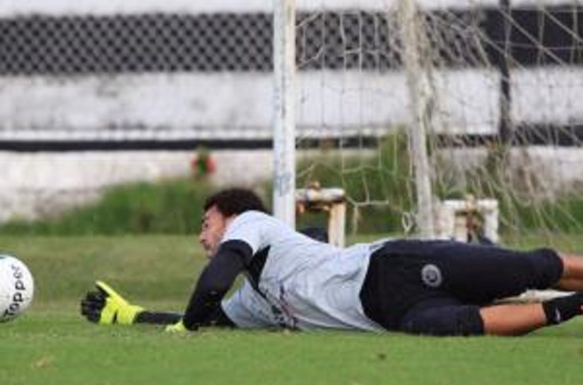 Alvinegros seguem rotina de treinamentos intensos no Fumeirão