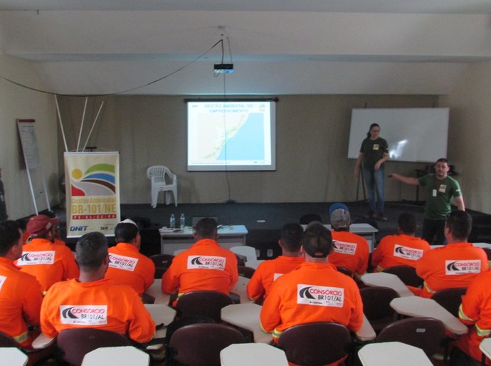 DNIT realiza treinamento sobre supressão vegetal na obras da BR-101 em AL