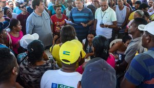 AMBULANTES SORTEIO RÉVEILLON / Foto: Felipe Goettenauer