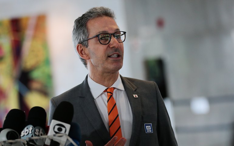 Presidente do Novo afirma que Zema será candidato ao Planalto em cenário sem Bolsonaro