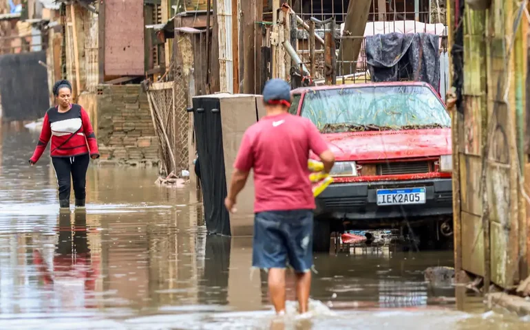 Prazo para cadastros no Auxílio Reconstrução é estendido até 31/08