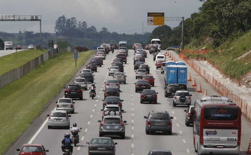 Feriadão de Corpus Christi: mais veículos exigem cuidados dos condutores