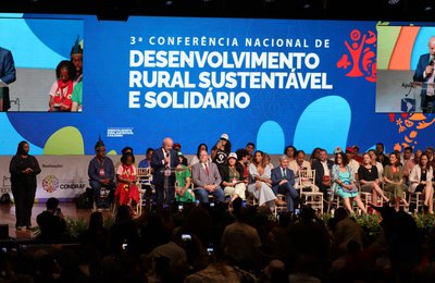 Presidente Lula entrega título para quilombolas de Tabacaria