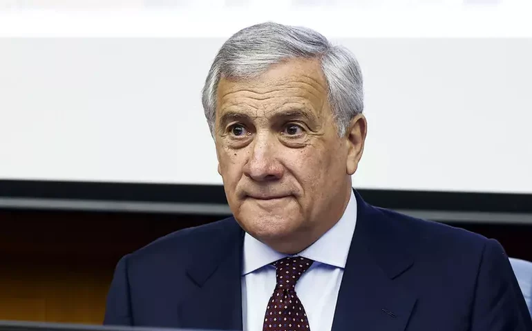 Tajani avalia que Irã cruzou linha vermelha e pede diálogo