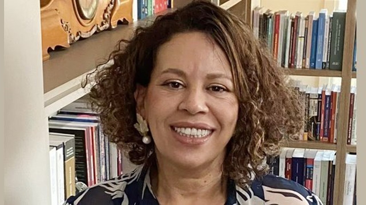 Ministra participa de primeira sessão no TSE