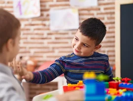 [Abril Azul] Brasil tem mais de 760 mil estudantes com TEA