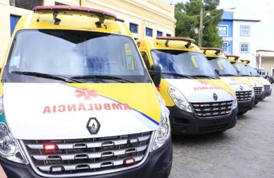  Estado implanta Mais Saúde em Viçosa e entrega oito ambulâncias no Vale do Paraíba 