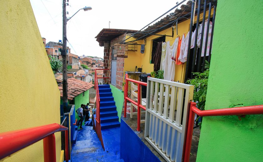 Estado entrega obra do Vida nas Grotas e melhora infraesturutura para famílias no Jacintinho