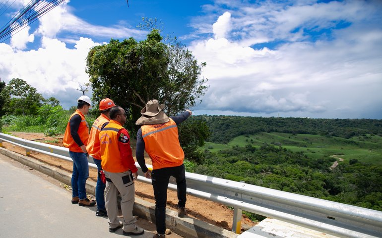 Defesa Civil de Maceió faz mapeamento de voçoroca em Rio Largo
