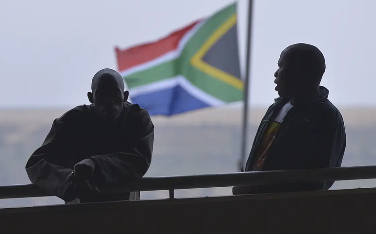 O que a Mãe África vai contar de novo?