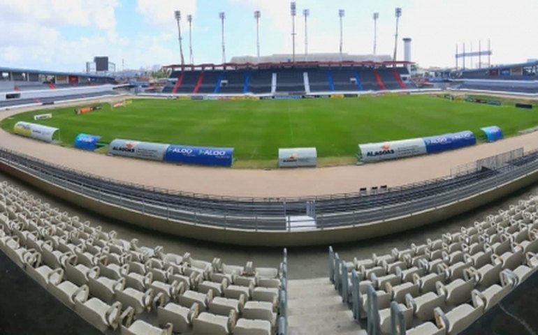 CRB e Cruzeiro duelam por vaga nas quartas da Copa do Brasil no Rei Pelé
