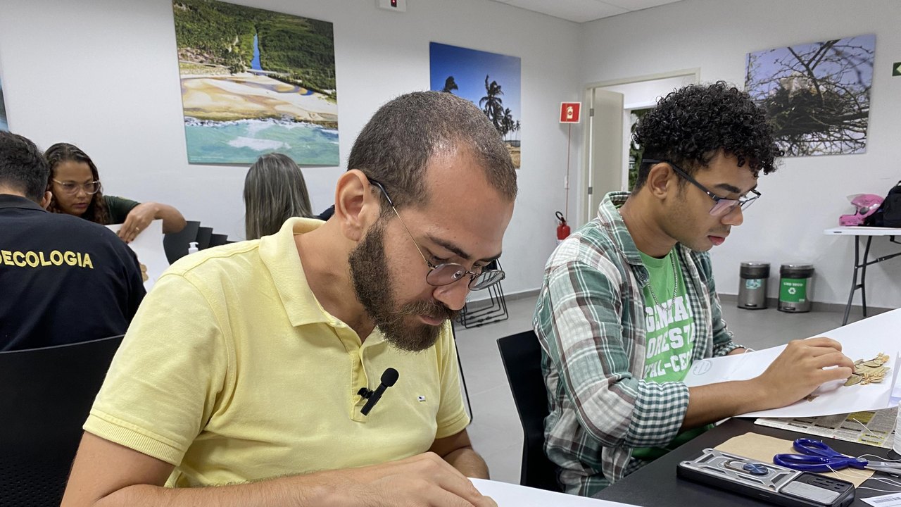 IMA promove oficina de preparação de amostras de plantas para o Herbário MAC