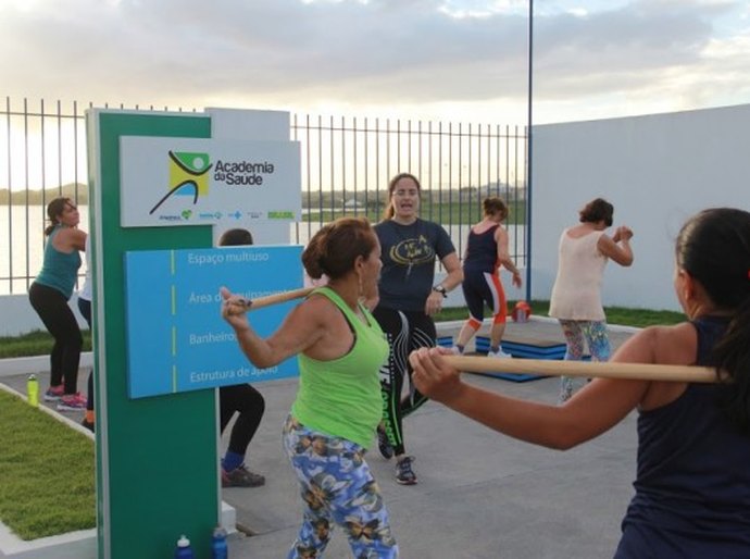 Academia promove saúde com moradores de bairros de Arapiraca